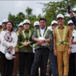Pemancangan perdana tiang pancang pembangunan Sekolah Rakyat tahap kedua di kawasan Teluk Gelam, Kabupaten Ogan Komering Ilir (OKI), Selasa (23/12/2025).