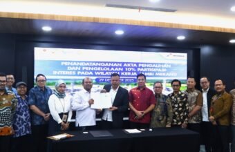 Penandatanganan Perjanjian Pengalihan Participating Interest (PI) 10% Wilayah Kerja Jambi Merang antara PT Pertamina Hulu Energi Jambi Merang dan PT Sumsel Energi Merang di Jakarta, Senin (29/12).