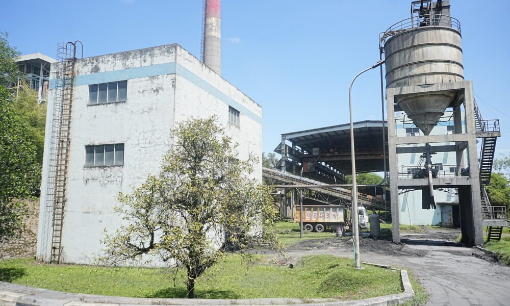 PTBA Perkuat Langkah Menuju Energi Bersih Lewat Uji Coba Co-Firing Wood Pellet di PLTU Tanjung Enim PTBA Perkuat Langkah Menuju Energi Bersih Lewat Uji Coba Co-Firing Wood Pellet di PLTU Tanjung Enim.
