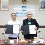 Penandatanganan kerja sama antara BPJS Kesehatan dan PT GoTo Gojek Tokopedia Tbk dalam memperkuat perlindungan jaminan kesehatan bagi pengemudi mitra Gojek melalui Program JKN, Senin (12/1).