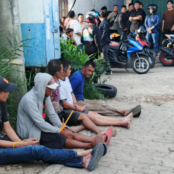 Tim Gabungan Gerebek Kampung Narkoba di Palembang, 5 Orang Ditangkap, Polisi Dilempar Air dan Batu