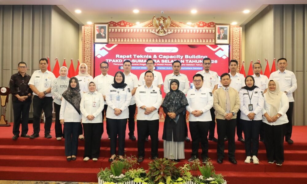 OJK dan Pemprov Sumsel Perkuat Sinergi Pembangunan Ekonomi Inklusif OJK dan Pemprov Sumsel Perkuat Sinergi Pembangunan Ekonomi Inklusif