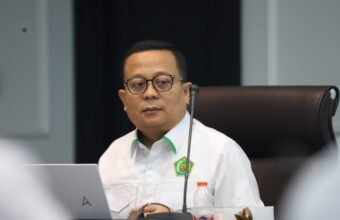Menag Ajak Umat Islam Lampaui Standar Minimal Zakat, Perkuat Infak dan Sedekah Menag Ajak Umat Islam Lampaui Standar Minimal Zakat, Perkuat Infak dan Sedekah