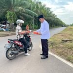 Jalur Mudik Sumsel Steril dari Truk Besar Mulai H-7 Idulfitri 1447 H, Polda Siap Tindak Pelanggar Jumat Berkah Bulan Ramadan, Lapas Banyuasin Bagikan Nasi Kotak kepada Pengendara dan Warga