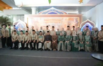 Pererat Sinergi, Sekda Edward Candra Gelar Halalbihalal Khusus Bersama Kepala Daerah se-Sumsel Pererat Sinergi, Sekda Edward Candra Gelar Halalbihalal Khusus Bersama Kepala Daerah se-Sumsel
