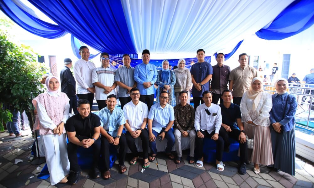 Open House di Lahat, Wagub Cik Ujang Berdayakan Pedagang Kecil dan UMKM Lokal Open House di Lahat, Wagub Cik Ujang Berdayakan Pedagang Kecil dan UMKM Lokal