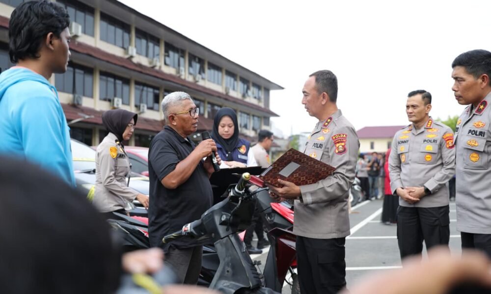 497 Kendaraan Barang Bukti Kasus 3C Dikembalikan Langsung Kapolda Sumsel, Korban Bersyukur