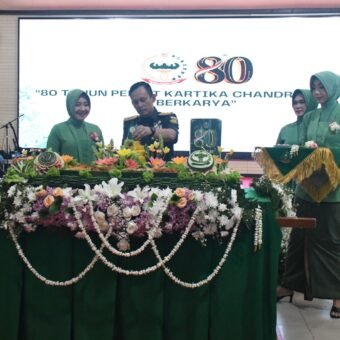 Delapan Dekade Mengabdi, Persit KCK Bisa, Persit Berkarya Delapan Dekade Mengabdi, Persit KCK Bisa, Persit Berkarya