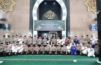 Momentum Penguatan Integritas dan Spiritualitas Personel, Kapolda Lepas 44 Calon Jemaah Haji Polda Sumsel
