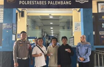 Polri Hadir untuk Semua, Atlet Disabilitas Palembang Terima SIM D Gratis Polri Hadir untuk Semua, Atlet Disabilitas Palembang Terima SIM D Gratis