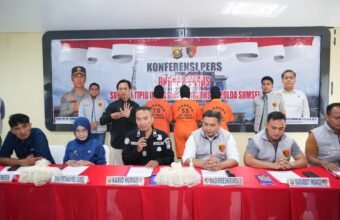 Modus Plat Palsu Terbongkar, Polda Sumsel Sita Ratusan Karung Pupuk Subsidi dari Oknum Kios Modus Plat Palsu Terbongkar, Polda Sumsel Sita Ratusan Karung Pupuk Subsidi dari Oknum Kios