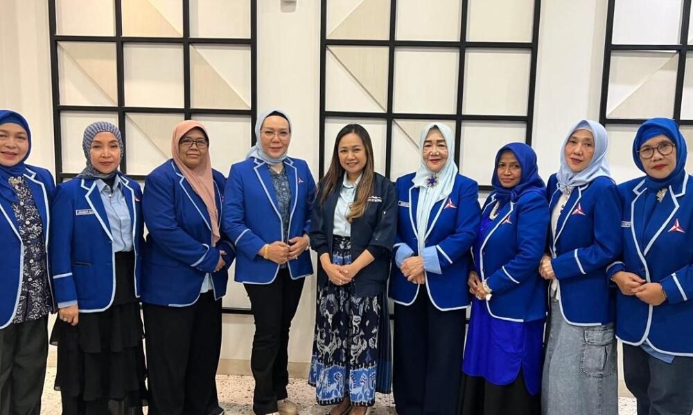Perempuan Demokrat Sumsel Harap Lidyawati Cik Ujang Pimpin PDRI Perempuan Demokrat Sumsel Harap Lidyawati Cik Ujang Pimpin PDRI