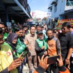 Kurir 1 Kg Sabu Diringkus Polda Sumsel di Kamar Hotel Berbintang di Palembang Dukung Kesejahteraan Driver Ojol, Ratu Dewa Hadiri Peresmian Kedai ADO dan Siapkan 500 SIM Gratis