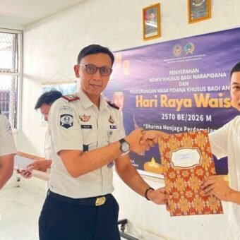 Rutan Palembang Serahkan Remisi Khusus Waisak 2026, Wujud Pemenuhan Hak dan Apresiasi bagi Warga Binaan Rutan Palembang Serahkan Remisi Khusus Waisak 2026, Wujud Pemenuhan Hak dan Apresiasi bagi Warga Binaan