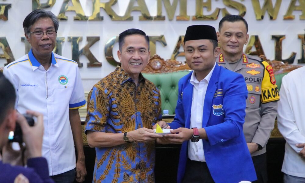 Hadiri Pelantikan Ketua PC PMII Kota Palembang, Ratu Dewa dan Kapolrestabes Berikan Apresiasi