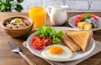 https://previews.sriwijayaterkini.id/kebiasaan-sarapan-pagi-ternyata-bisa-menentukan-kesehatan-dan-produktivitas-seharian/