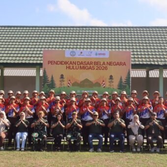 Komitmen Jaga Ketahanan Energi, Hulu Migas Tanamkan Wawasan Kebangsaan Lewat Diksar Bela Negara Angkatan IV Tahun 2026 KK Migas bersama KKKS Medco E & P Indonesia (Medco E&P) dan KKKS Sele Raya Merangin Dua (SRMD) menggelar sosialisasi usaha hulu migas kepada siswa sekolah menegah atas bersama Batalyon Arhanud 12/SBP. (Foto: Yulie/Sriwijayaterkini.co)