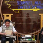 Sekda Sumsel Edward Candra Sampaikan Jawaban Gubernur atas Pandangan Fraksi DPRD terhadap Raperda Pertanggungjawaban APBD 2025 Gubernur Sumatera Selatan (Sumsel) Dr. H. Herman Deru meninjau kegiatan eksplorasi Program Sultan Muda Sumsel di Dermaga Kelapa Musi II, Palembang, Selasa (30/6/2026). (Foto: Yulie)