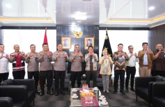 Polda Sumsel dan Bank Sumsel Babel Bangun Koordinasi Strategis, Kapolda Siap Dukung Keamanan Operasional Perbankan Daerah Polda Sumsel dan Bank Sumsel Babel Bangun Koordinasi Strategis, Kapolda Siap Dukung Keamanan Operasional Perbankan Daerah. (Foto: Yulie/previews.sriwijayaterkini.id)
