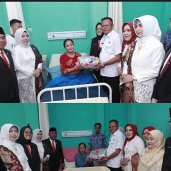Kado Istimewa Kemerdekaan: Ketua DPRD Prabumulih Besuk Bayi Pembawa Berkah di RSUD