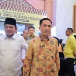 Bupati OKI Bagikan 3.000 Bendera Merah Putih, Ajak Warga Semarakkan HUT Ke-81 RI