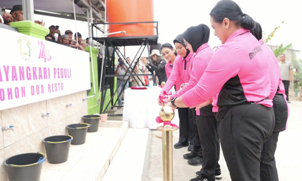 18 Sumur Bor Dibangun di Sumsel, Bhayangkari Bantu Warga Hadapi Krisis Air Bersih