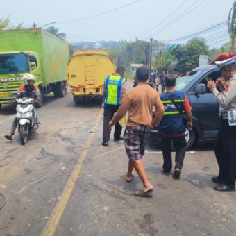Ambulans Bawa Jenazah Tabrak Truk Tangki di Jalintim Banyuasin, Enam Orang Luka