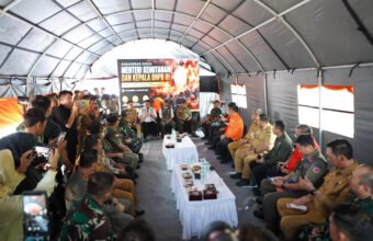 Penanganan Karhutla Sumsel Diperkuat, Herman Deru Tinjau Lokasi Kebakaran di OKI