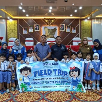 Siswa SD Palm Kids Kunjungi Gedung DPRD Prabumulih, Suasana Rapat Mendadak Penuh Ceria